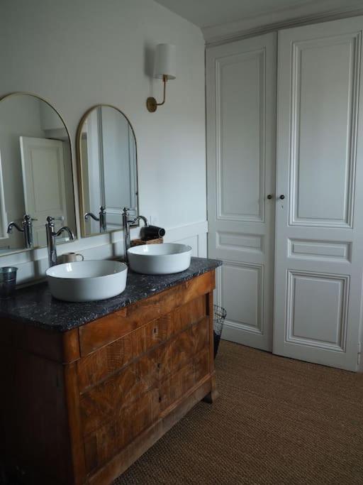 Charmante Grange Aux Monts D'Or Collonges-au-Mont-d'Or ภายนอก รูปภาพ